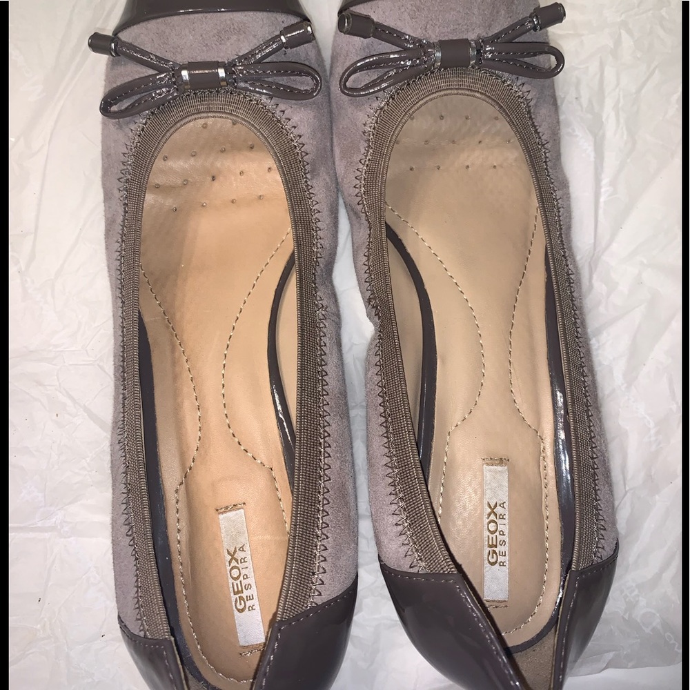 GEOX BRAND NEW GREY BALLET FLATS